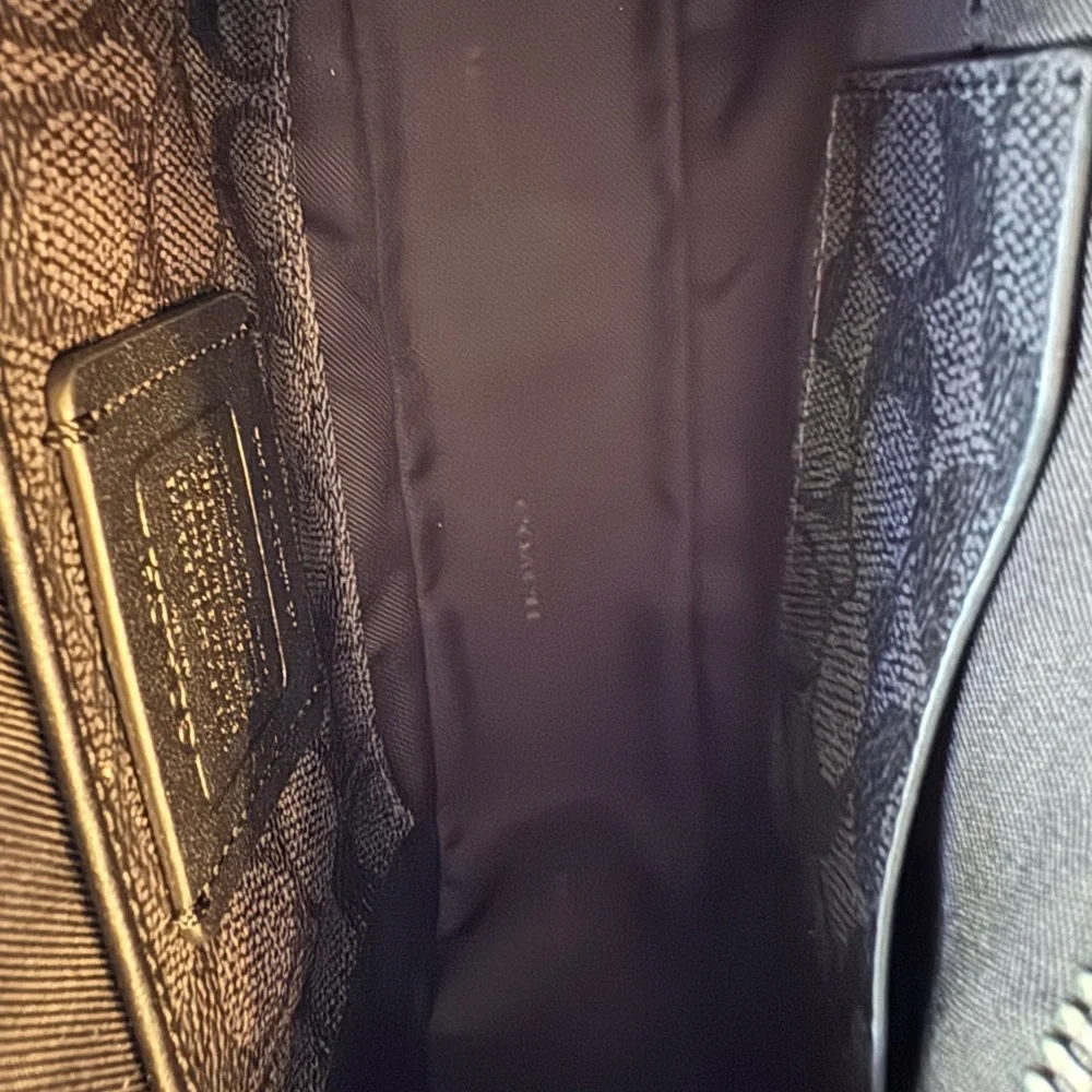 Coach Hobo Crossbody Bag - Picture 9 of 9